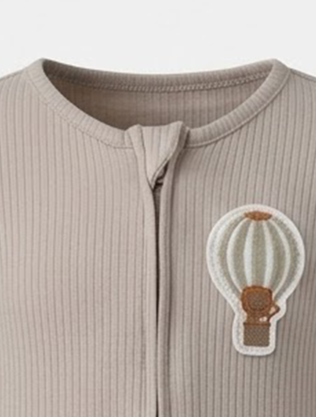Beige unisex ribbed zipper sleepsuit