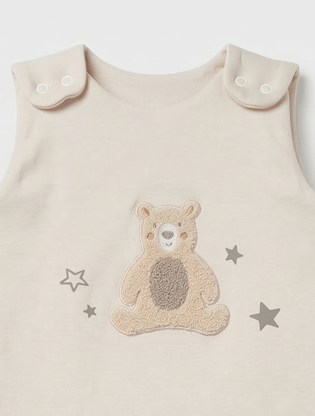 BEIGE BEAR PRINTED SLEEPING BAG