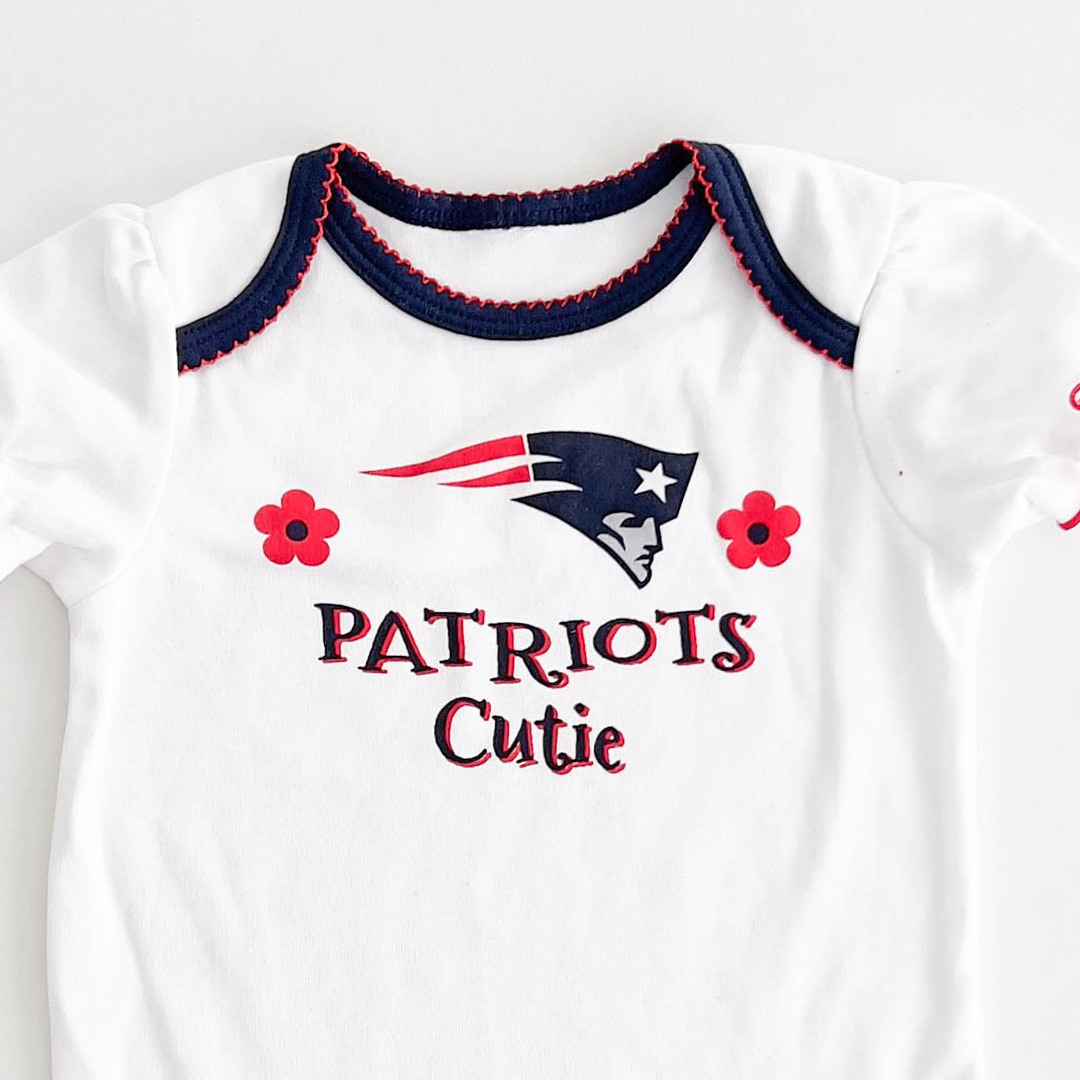 WHITE PRINTTED COTTON ONESIE