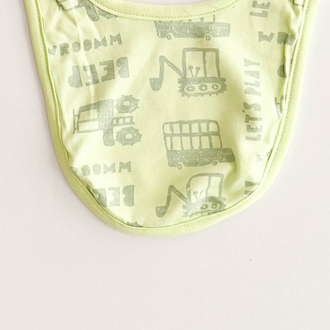 GREEN PRINTED ROUND BIBS