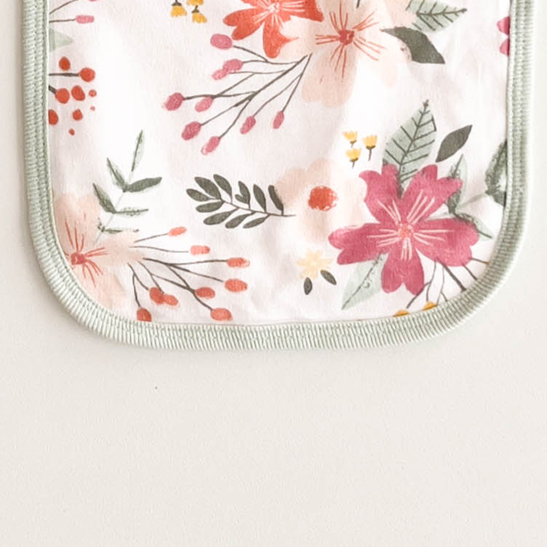 FLORAL ROUND BIBS