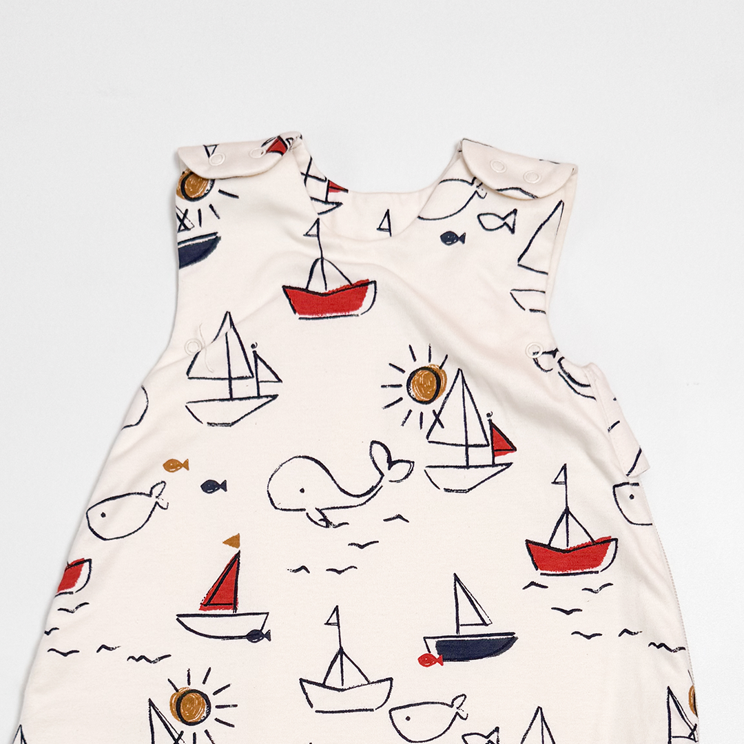 OFF WHITE BOAT PRINTED SLEEEPING BAG