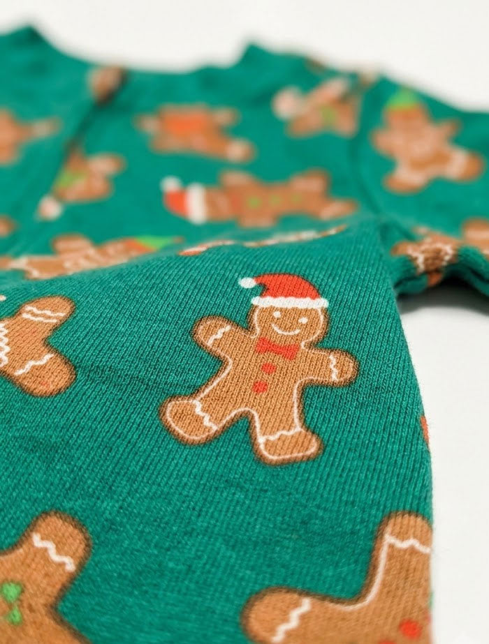 Green gingerbread 2 way zipper sleepsuit