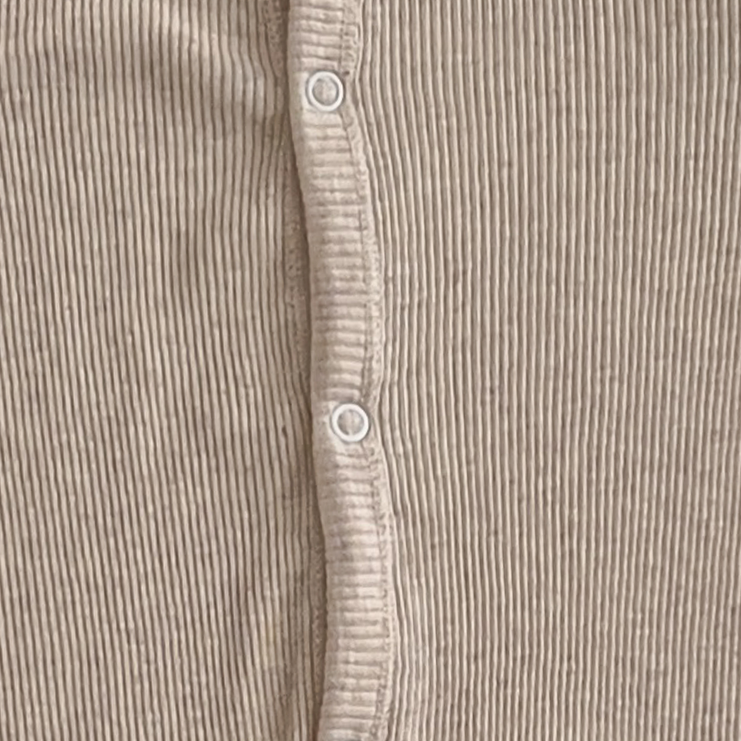 BEIGE  COLOR RIBBED SLEEPSUIT