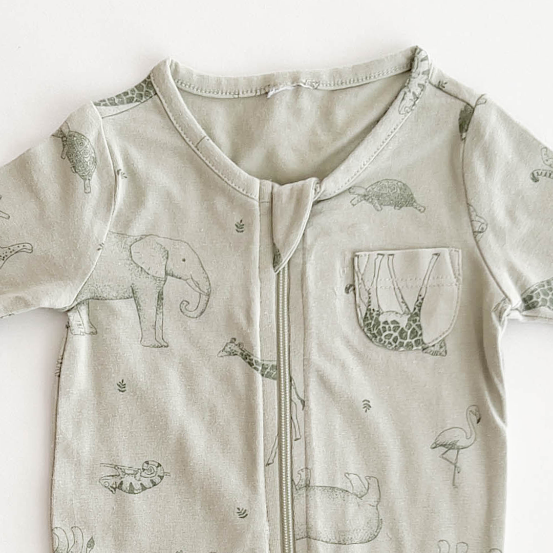 SEGE GREEN PRINTED SLEEPSUIT