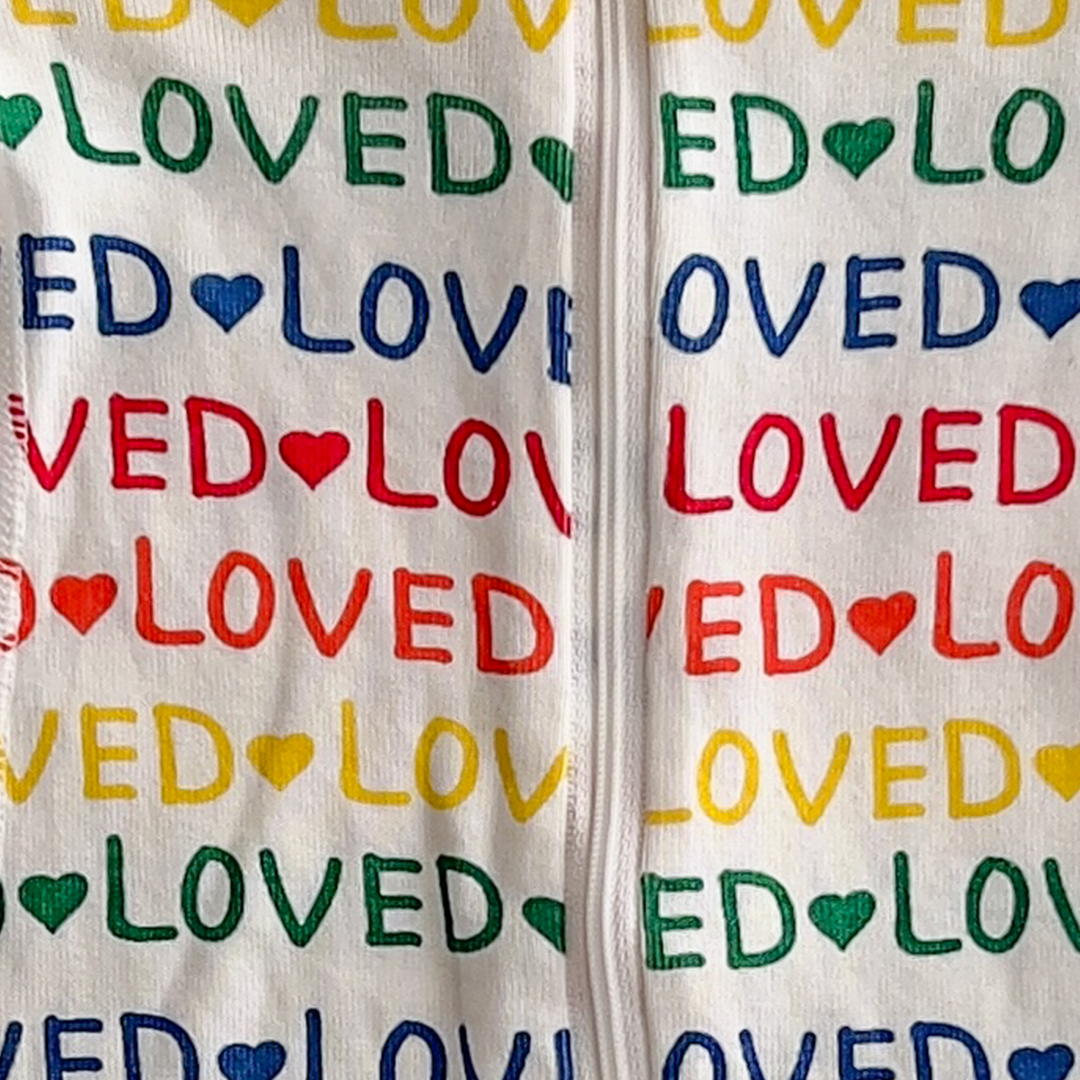 Multicolored loved patterned romper