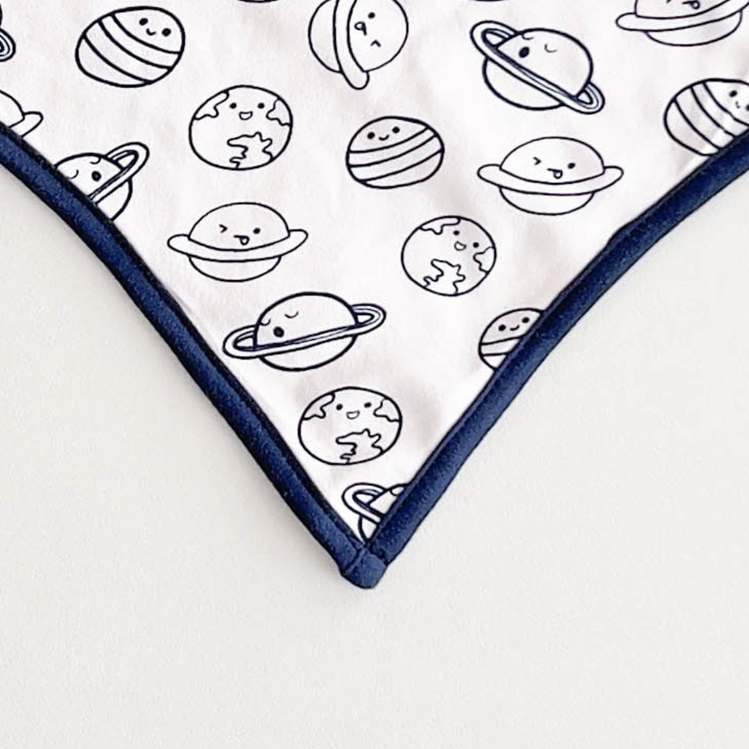 NAVY BLUE PATTERNED BIB