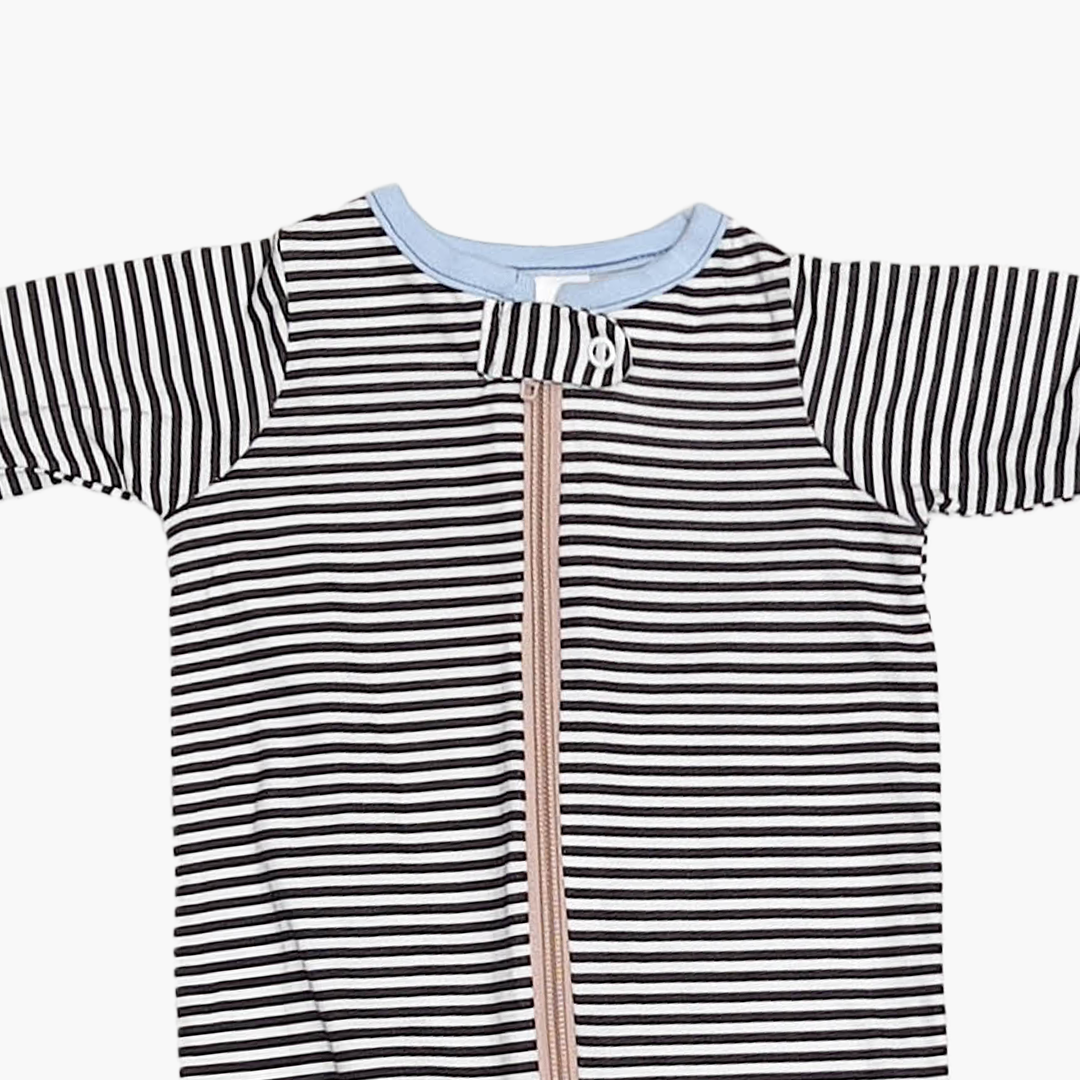 BLACK AND WHITE STRIPED SLEEPSUIT
