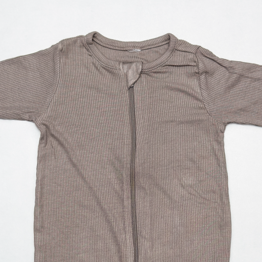 TAUPE RIBBED ZIPPER ROMPER