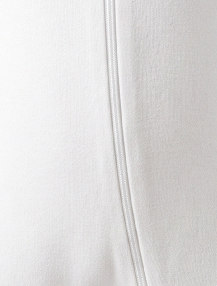White duck zipper sleepsuit