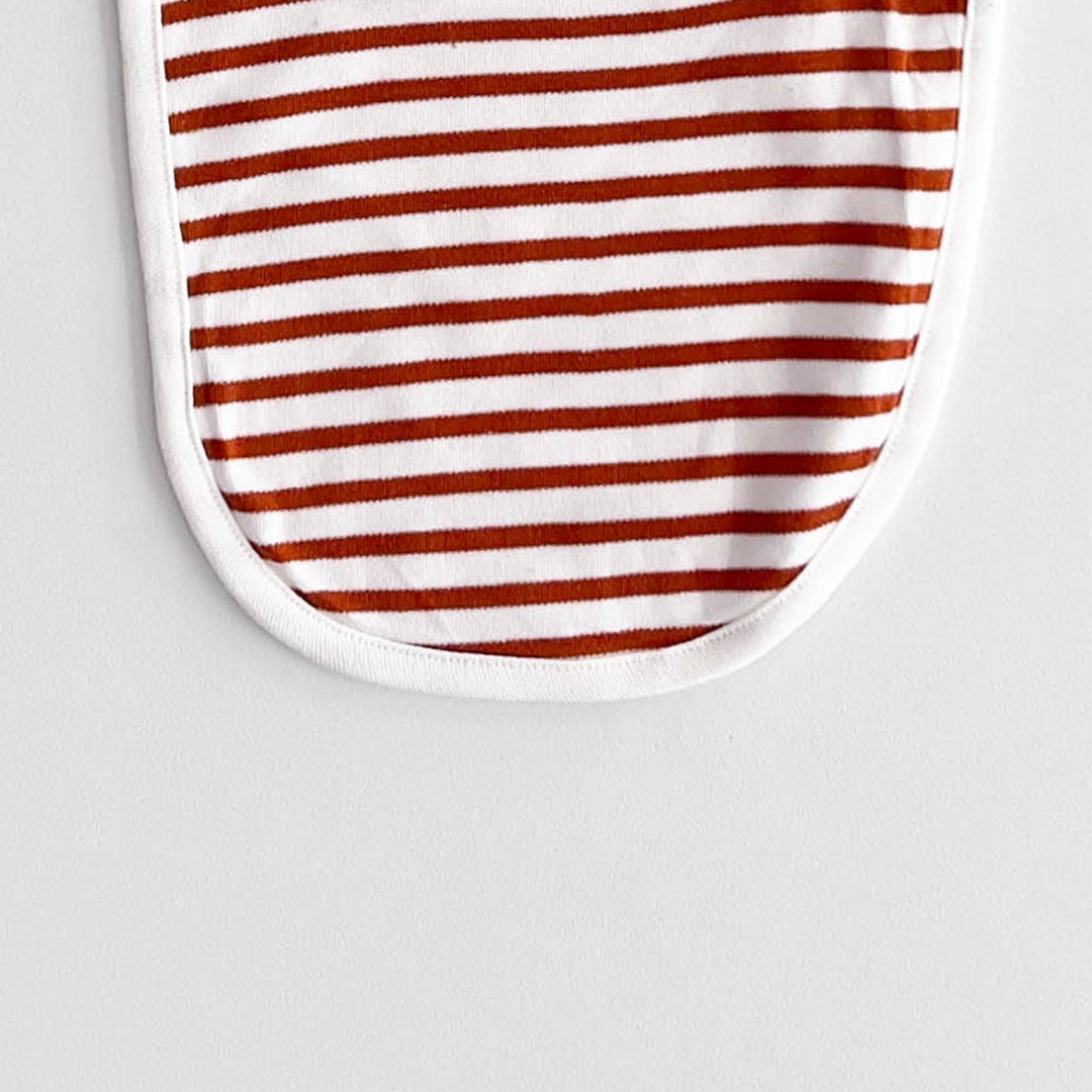DARK BROWN STRIPED ROUND BIB