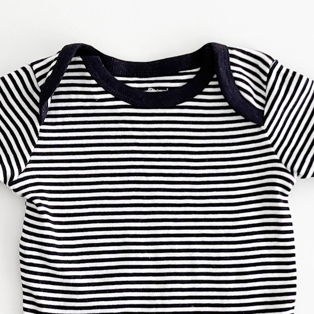 BLACK AND WHITE TRIPED ONESIE