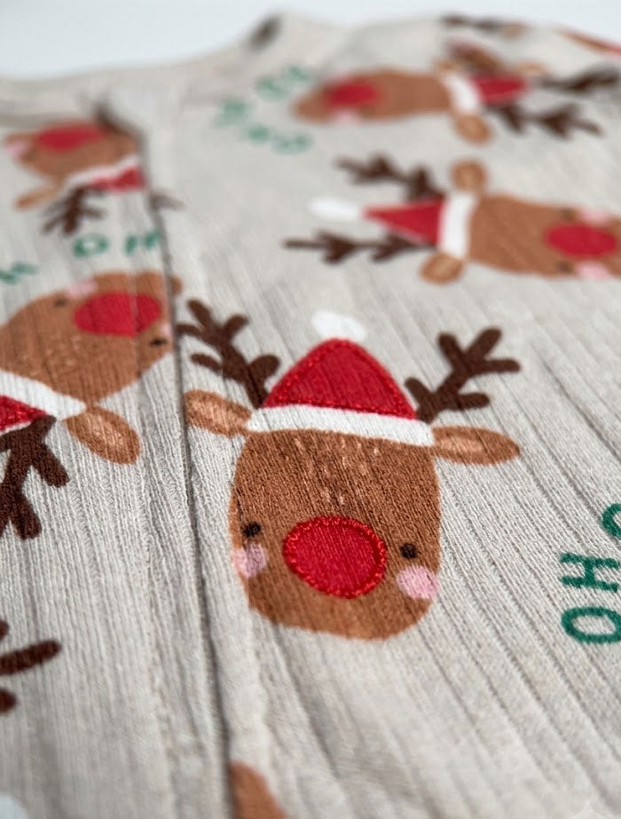 Beige HO HO printed ribbed sleepsuit