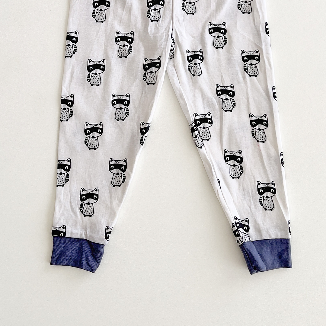 BLACK AND WHITE RACCOONS PRINTED PANTS