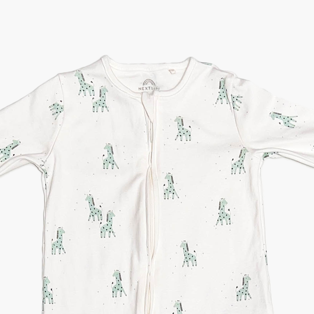 GIRAFFE PATTERNED ZIPPER SLEEPSUIT