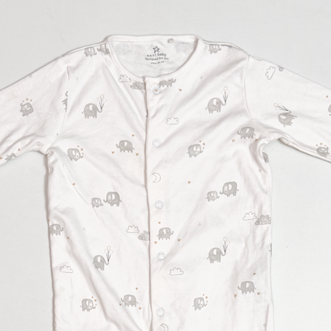 WHITE ELEPHANT PRINTED SLEEPSUIT