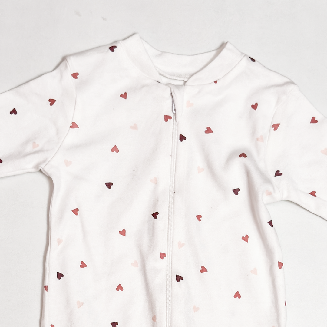LOVE PRINTED ZIPPER SLEEPSUIT