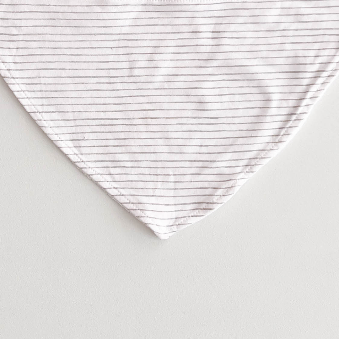 GREY STRIPED BIB