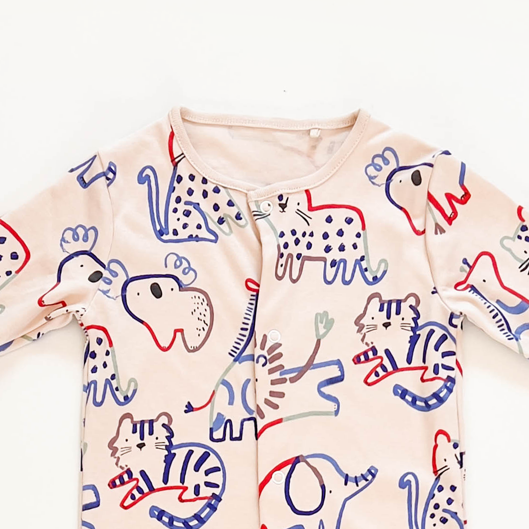 ANIMAL PATTERNED SLEEPSUIT