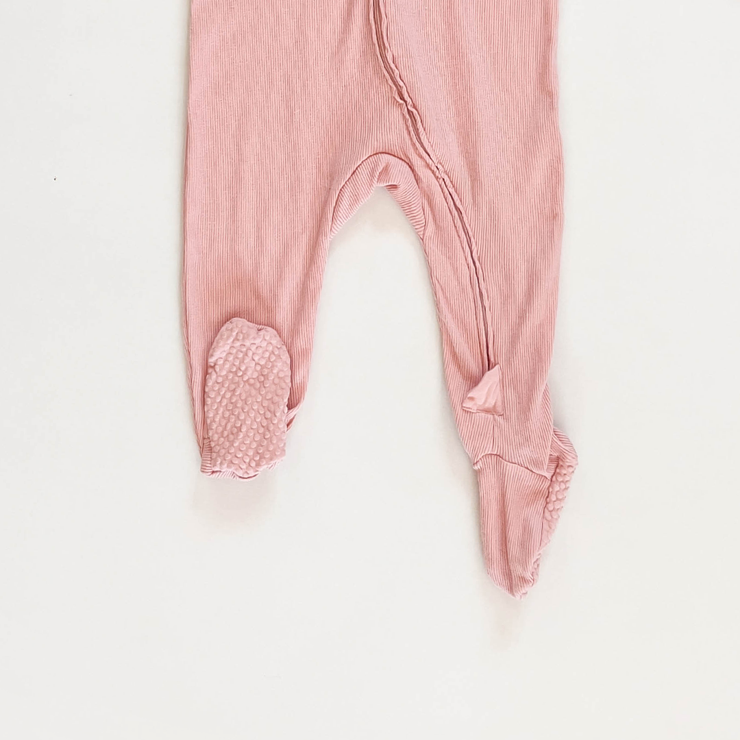 BABY PINK RIBBED SLEEPSUIT