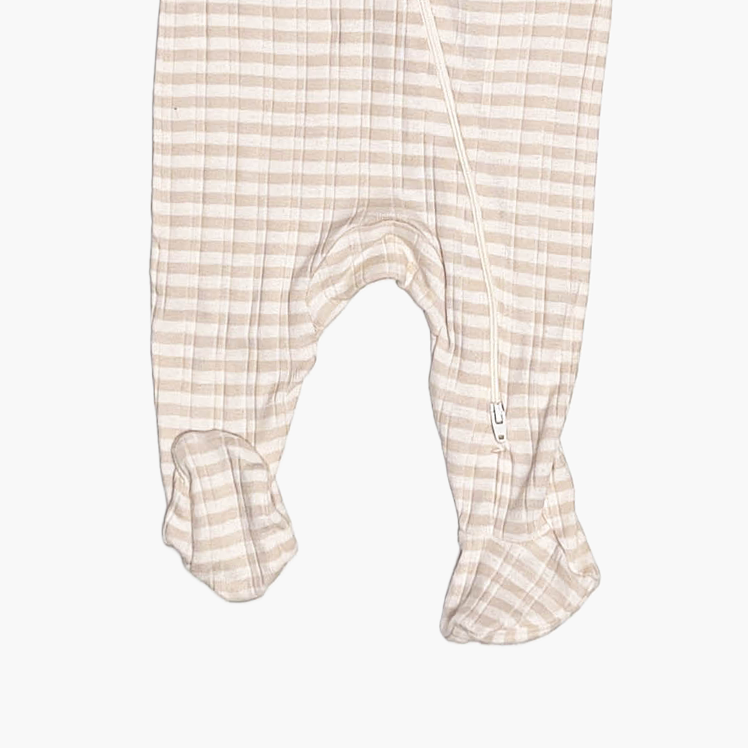 BEIGE RIBBED SLEEPSUIT