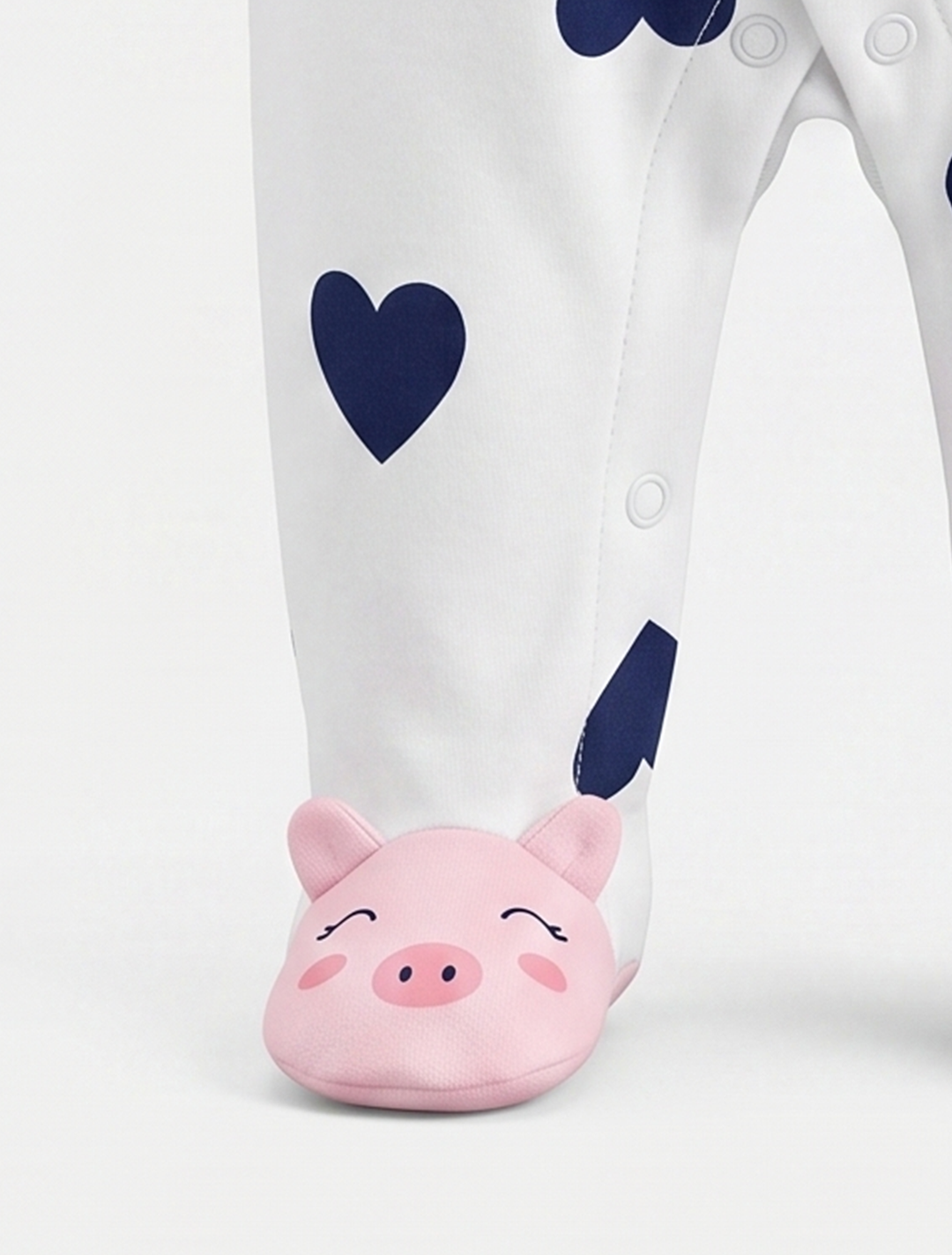 LOVE PRINTED GIRLS SLEEPSUIT