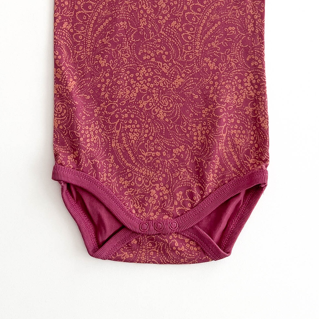 DARK PINK PATTERNED ONESIE