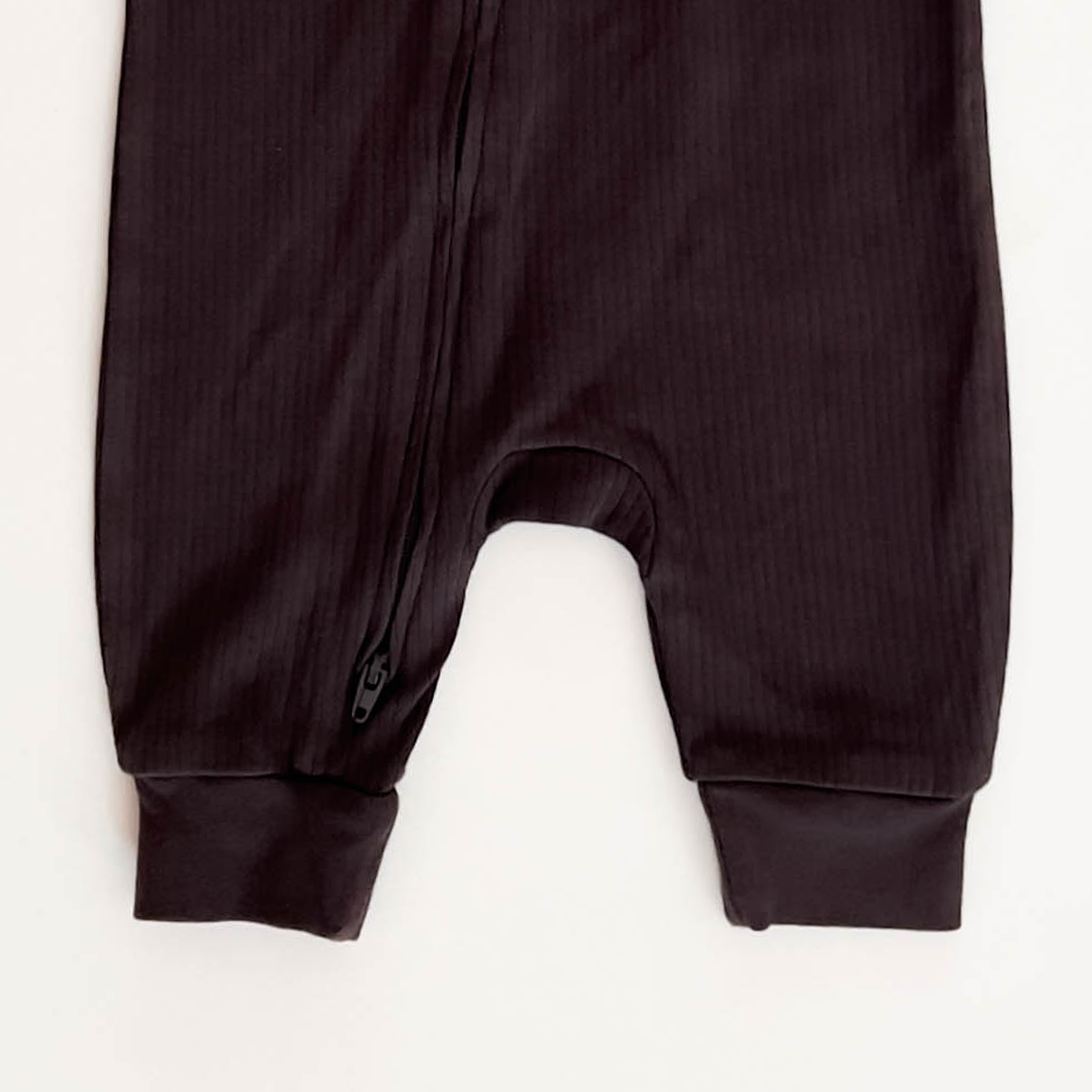 BLACK GREY RIBBED ZIPPER ROMPER