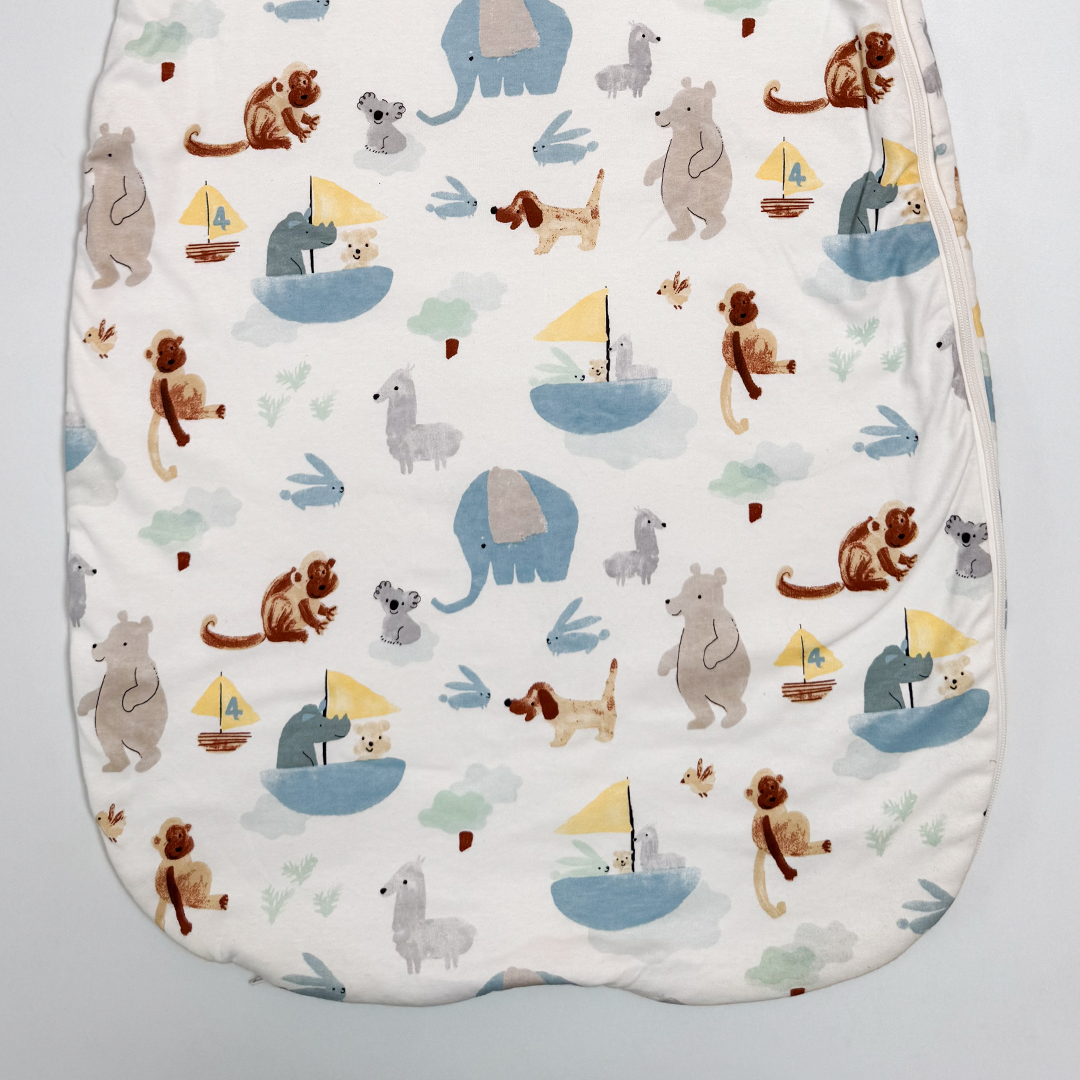 ANIMAL PRINTED SLEEPING BAG