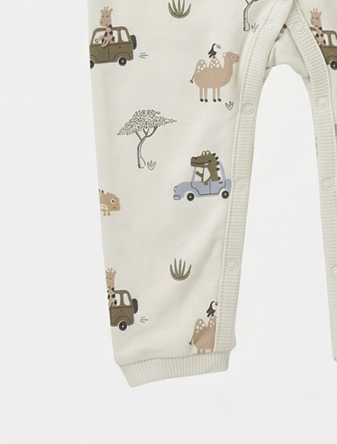 PISTACHIO BUTTON TYPE PRINTED ROMPER
