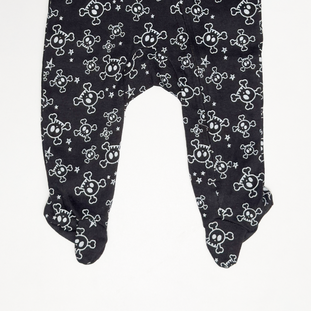 BLACK PRINTED ZIPPER SLEEPSUIT