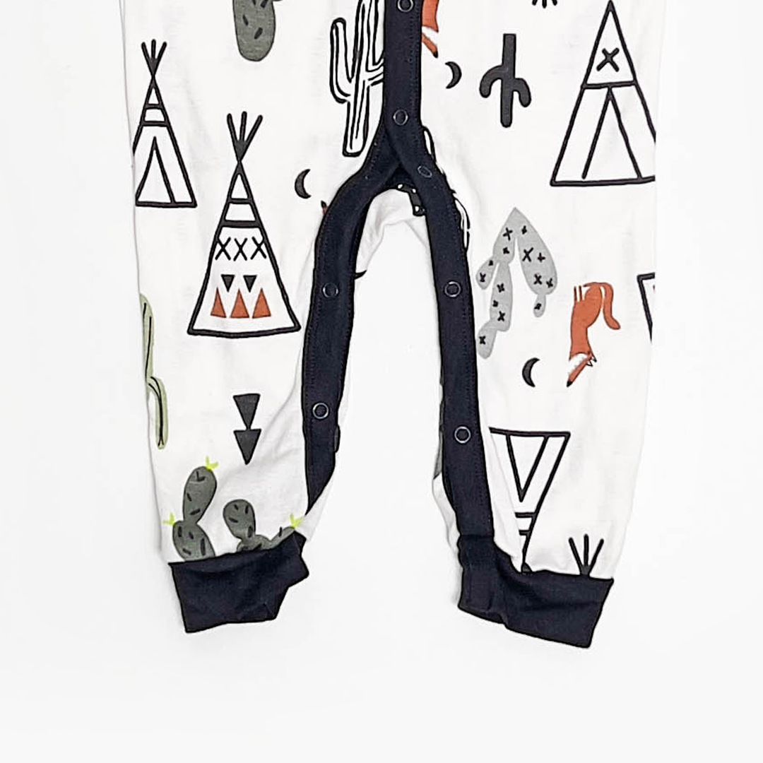 BLACK AND WHITE PRINTED ROMPER