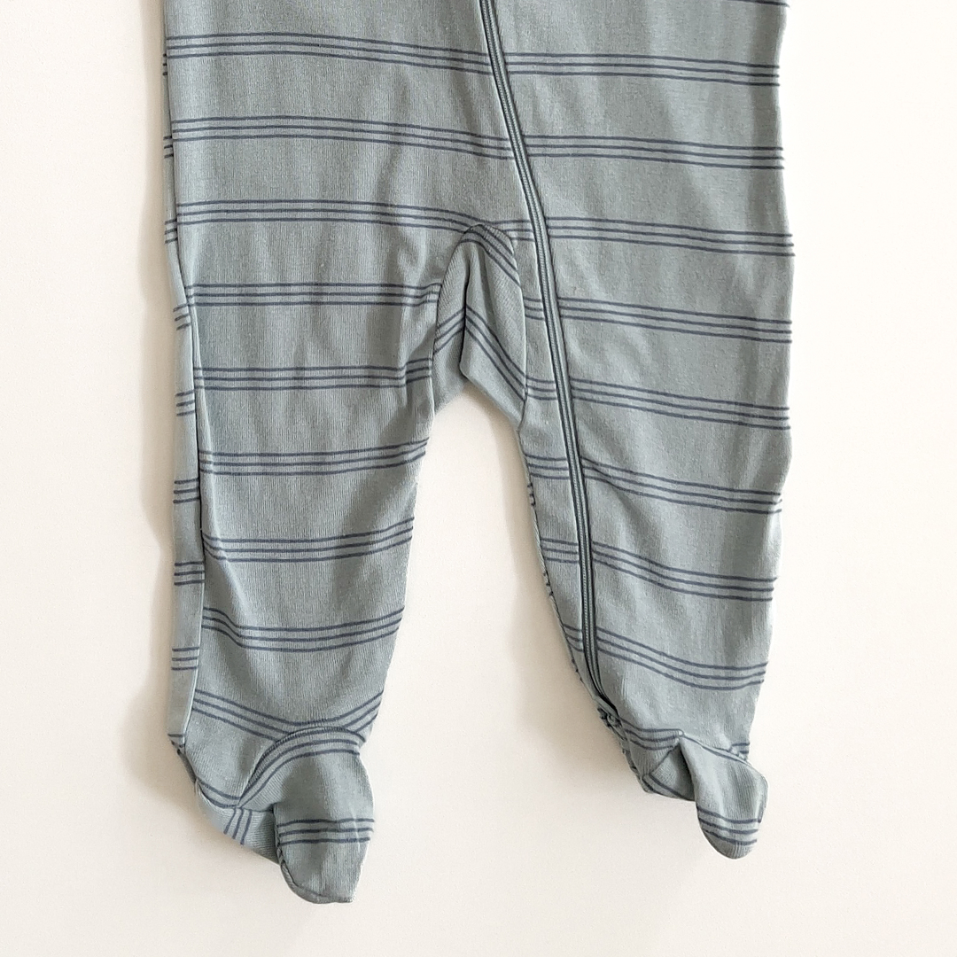 BLUE GREY STRIPED SLEEPSUIT