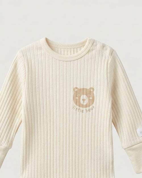 Ribbed bear printed onesie