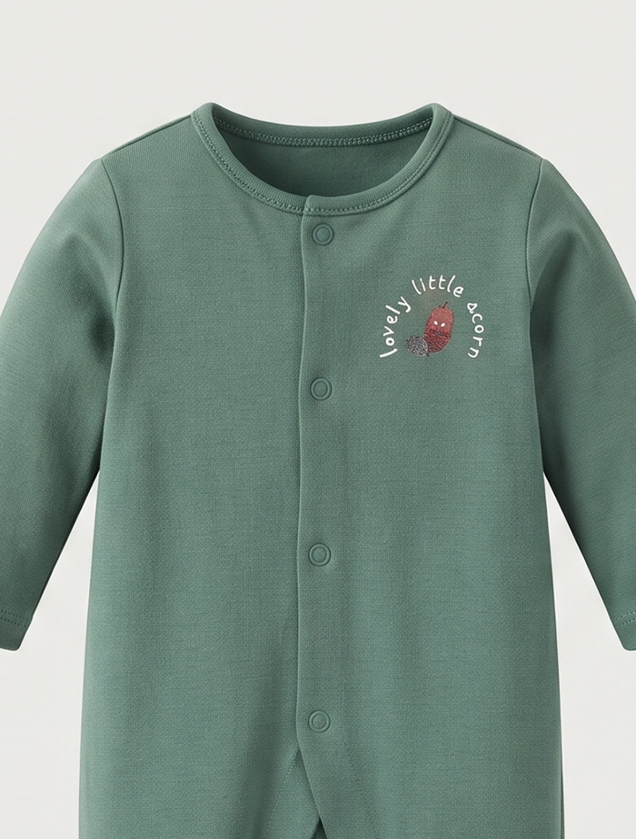Green button printed sleep suit