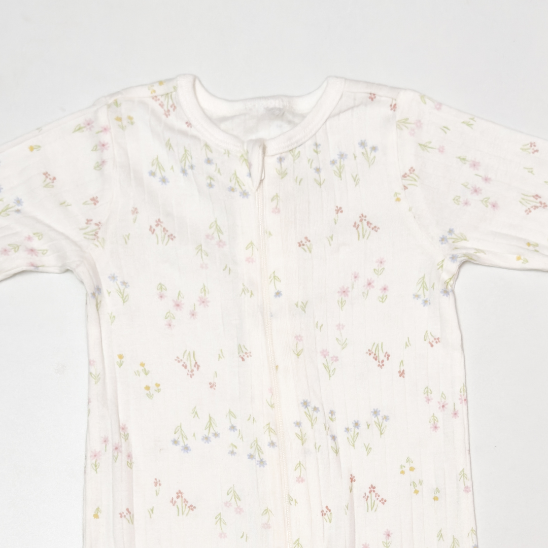 BEIGE FLORAL ZIPPER SLEEPSUIT