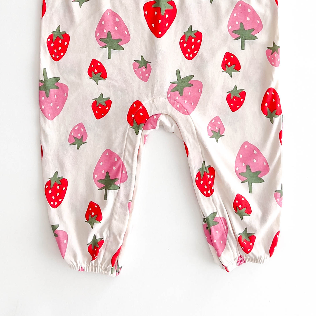 STRAWBERRY PATTERNED ROMPER