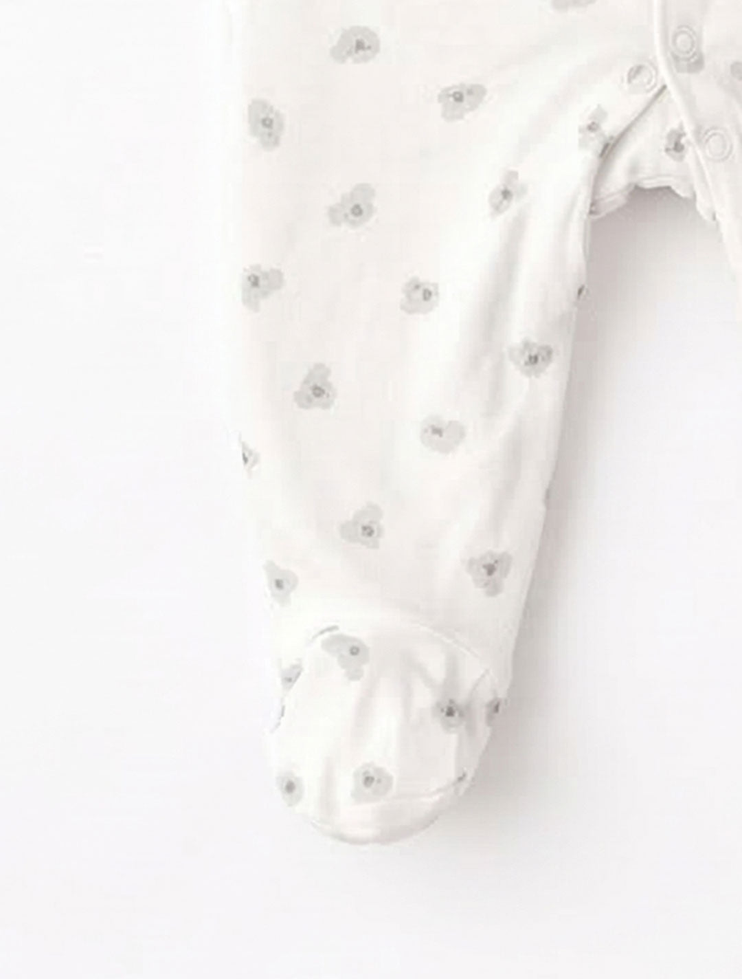 ANIMAL PRINTED WHITE SLEEPSUIT
