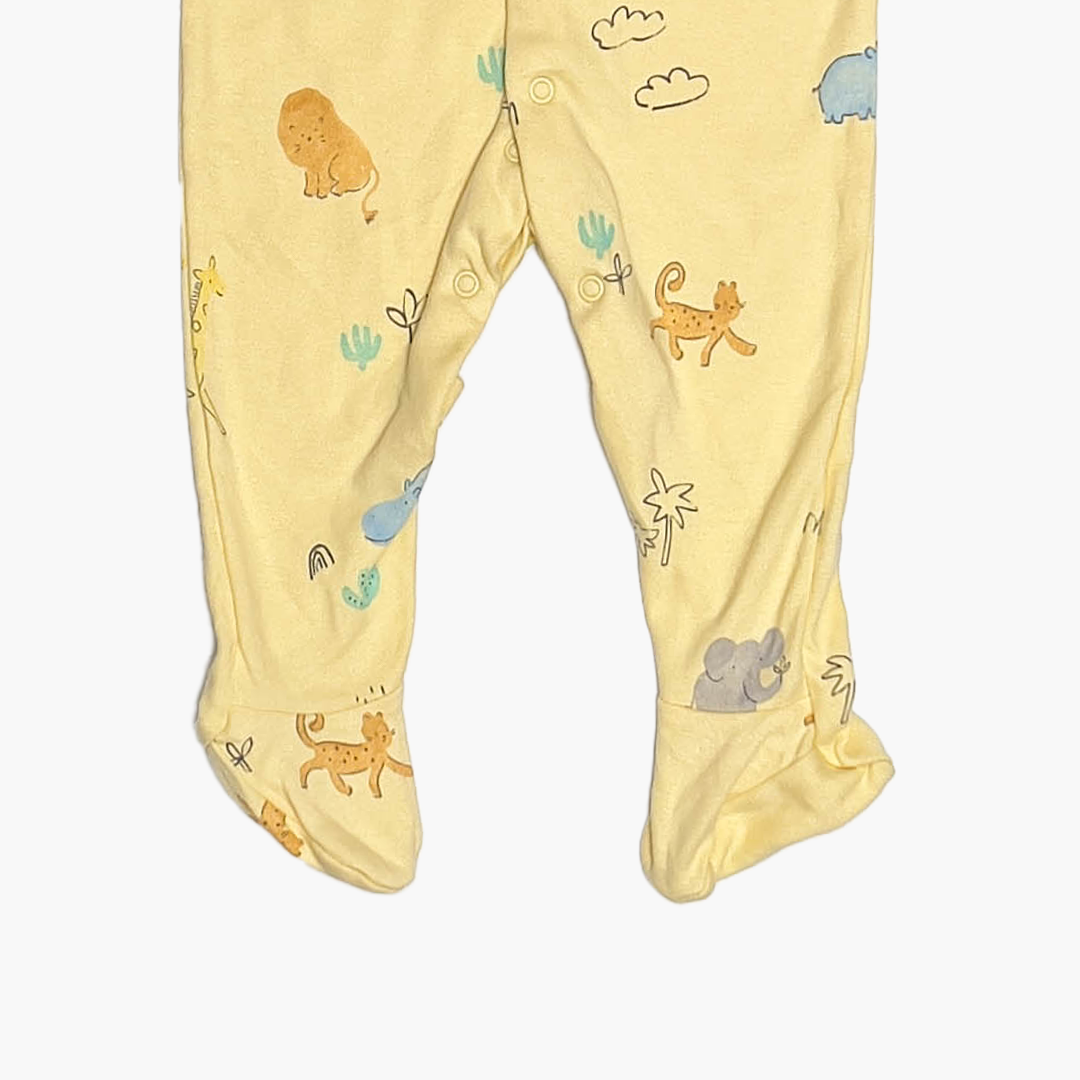 YELLOW ANIMAL PRINTED SLEEPSUIT