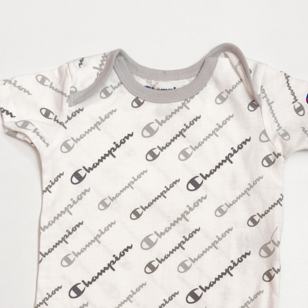 WHITE PRINTED ONESIE