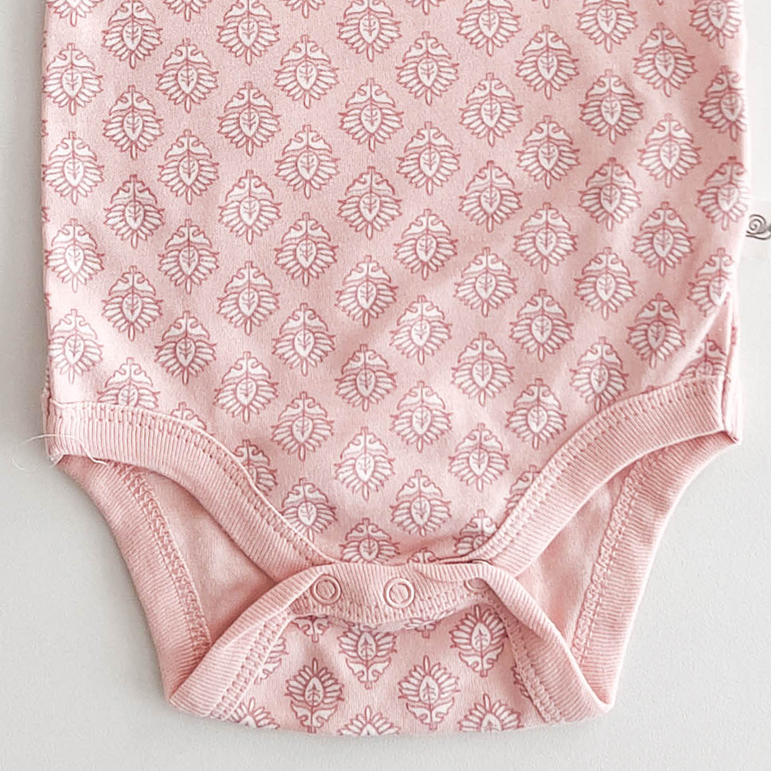 PEACH PARFAIT COLOUR PATTERNED ONESIE