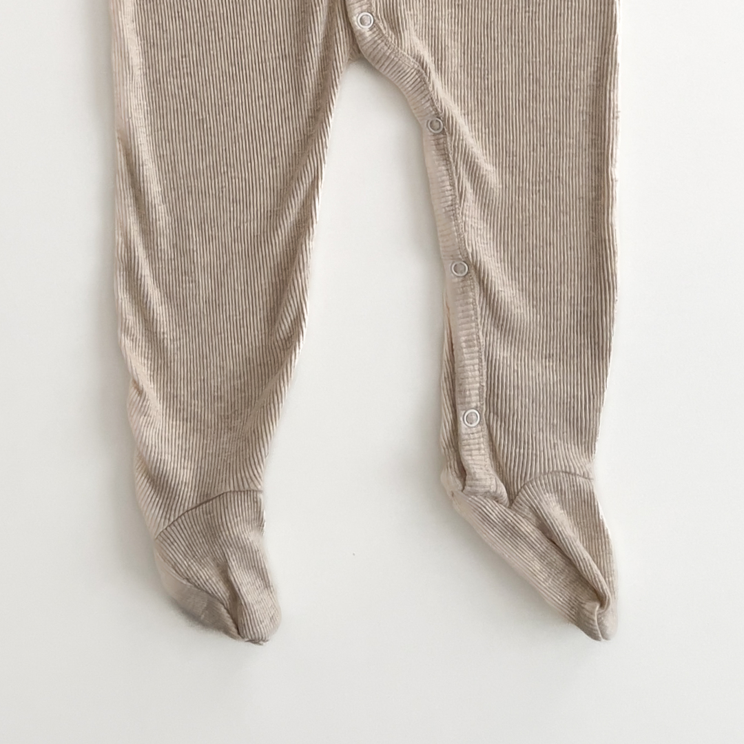 BEIGE  COLOR RIBBED SLEEPSUIT