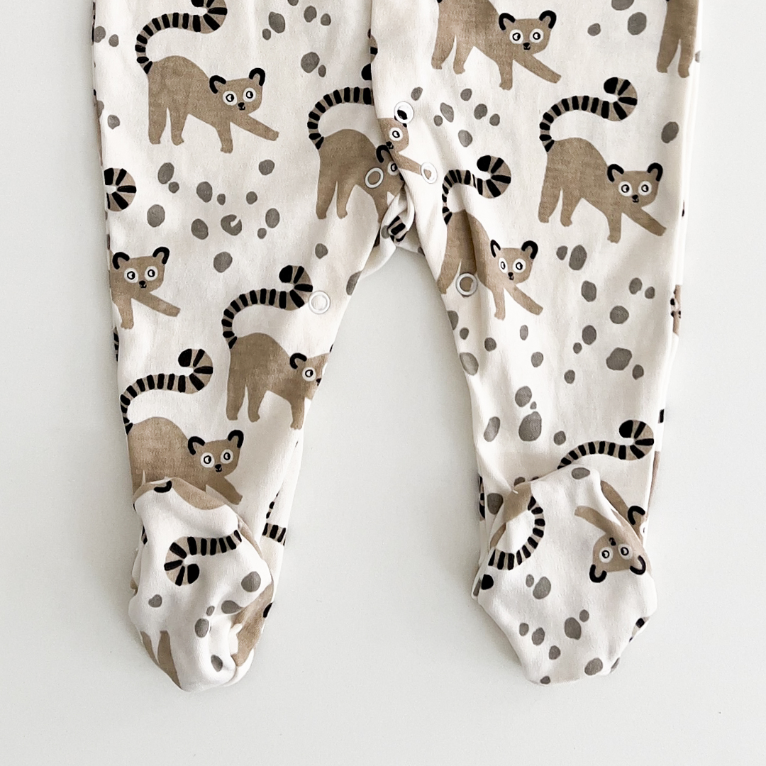 ANIMAL PRINTED SLEEPSUIT