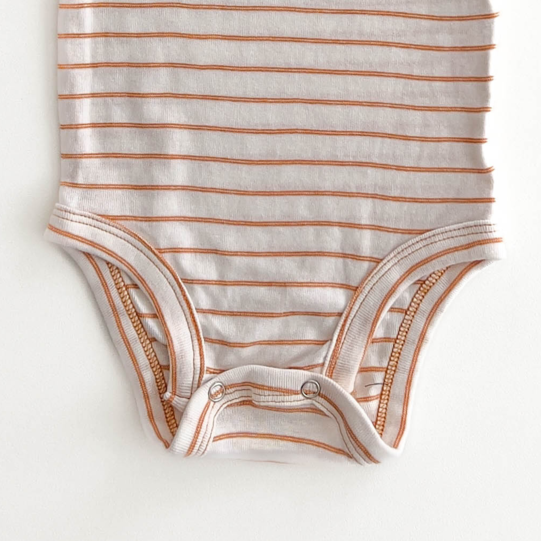 GIRLS FRILL SLEEVE ONESIE