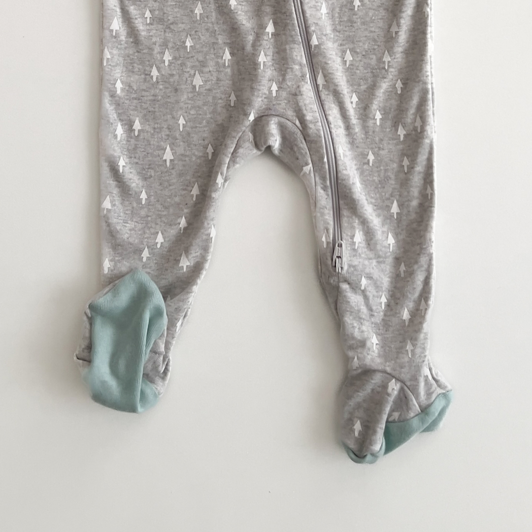 Grey arrow print sleepsuit
