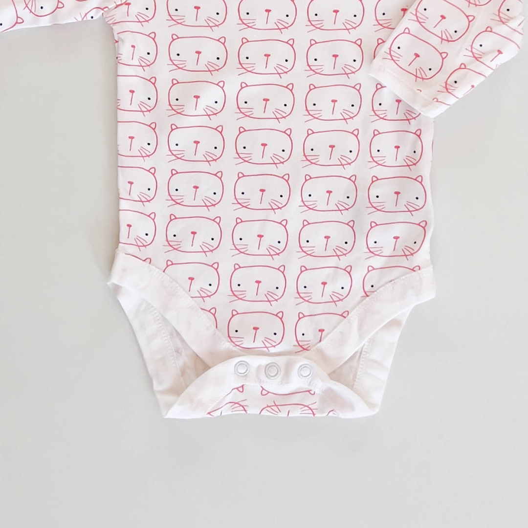 RED CAT PRINTED ONESIE