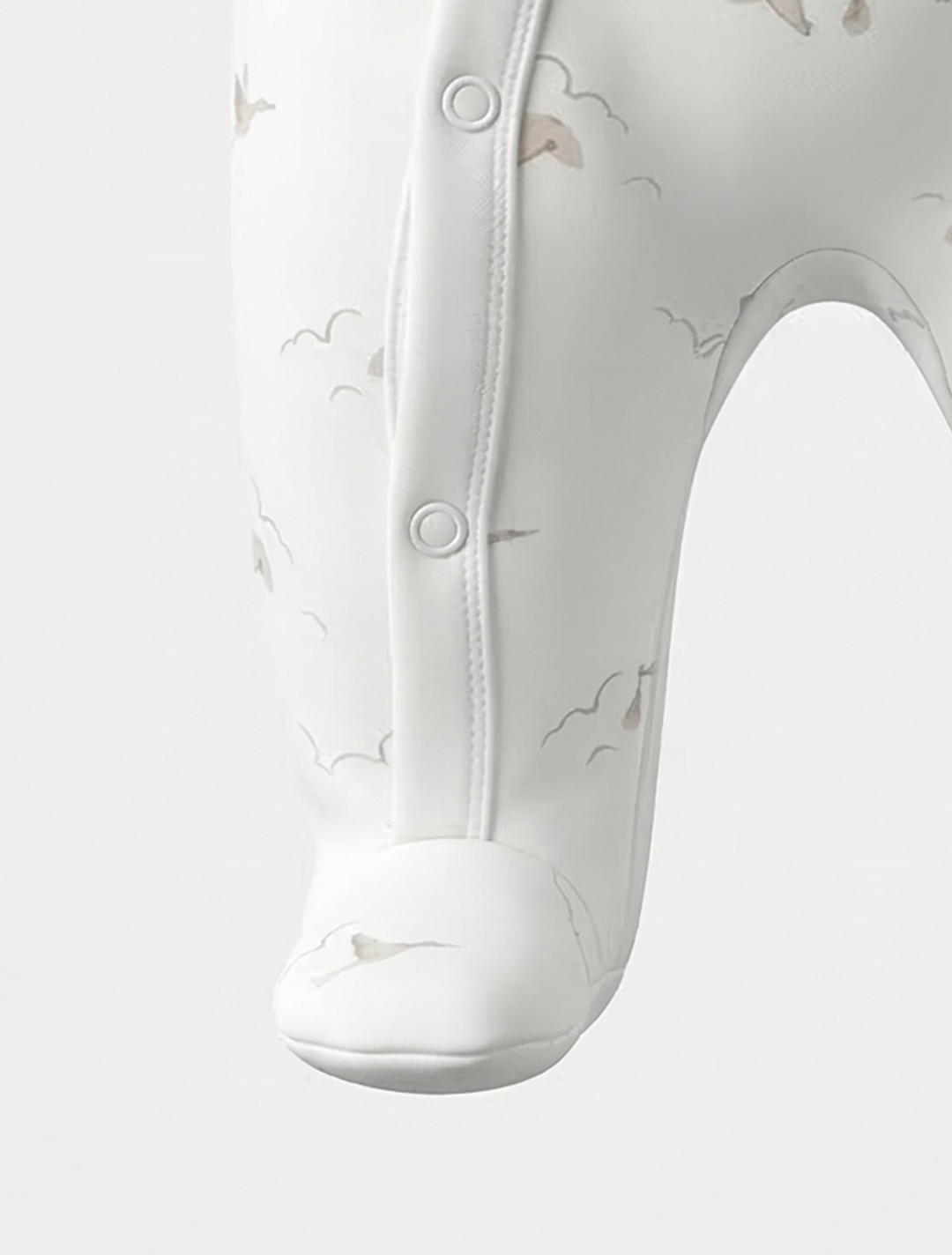 WHITE PRINTED SLEEPSUIT