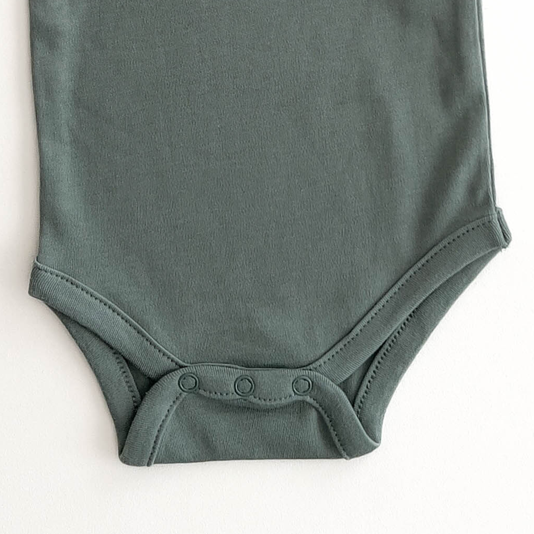 WINNIE THE POOH ONESISE