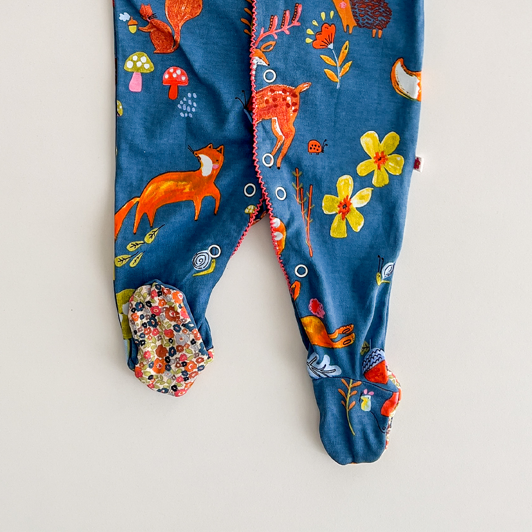ORANGE AND  BLUE PRINTED SLEEPSUIT
