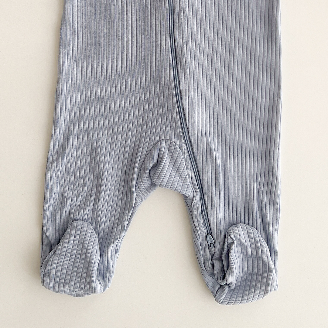 BLUE PLAIN RIBBED SLEEPSUIT
